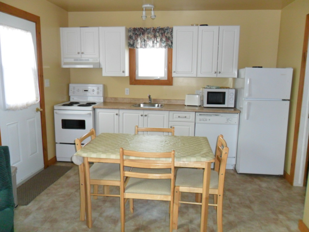 1 Bedroom Deluxe B Cottage - Cavendish PEI Area Cottages For Rent ...